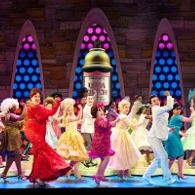 Photos/Video: First Look at the New Cast of HAIRSPRAY on Tour, Featuring Andrew Levitt aka Nina West