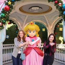 Photos: Universal Studios Hollywood Celebrates Holidays with GRINCHMAS and Harry Potter