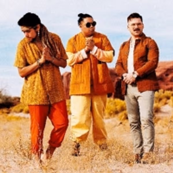 A R I Z O N A Returns With New Single 'Moving On' Photo