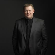 Calgary Philharmonic Renews Music Director's contract for 5 years