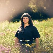 Laura Cortese Shares New Single "Lucky Water" Ahead of Compass Records Album