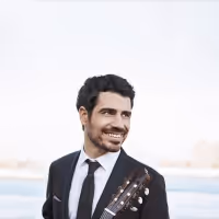 World-Renowned Master Guitarist Performs In Malibu