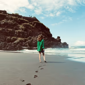 Alice Merton Shares 'run away girl (black sands version)' Ahead of Upcoming Tour