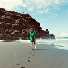 Alice Merton Shares 'run away girl (black sands version)' Ahead of Upcoming Tour