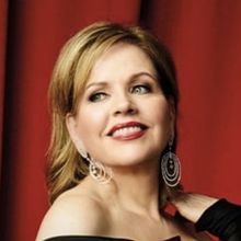 Renée Fleming to Return to Lyric Opera of Chicago for One-Night-Only Recital