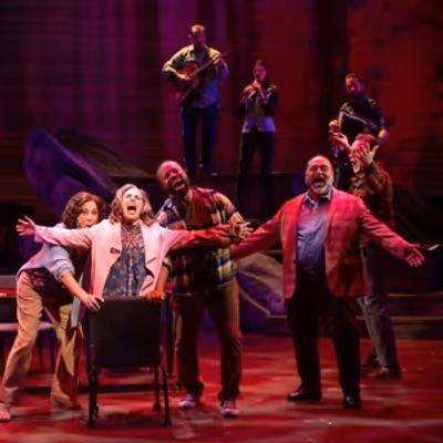 Review: COME FROM AWAY at Milwaukee Repertory Theater