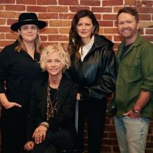 Shelby Lynne Celebrates 25th Anniversary Of 'I Am Shelby Lynne' With Reissue