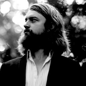 John J. Presley Releases New Single 'Sinnerman' Collaboration With Blood Red Shoes Singer and Guitarist Laura-Mary Carter