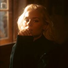 Nina Nesbitt Releases New Track 'Anger'