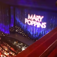 BWW Blog: Up on the Railing of the Slip Seats - A Review of Mary Poppins