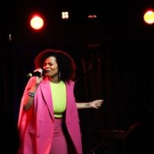 BWW Review: DeAnne Stewart Celebrates Duality & Humanity In TWO SIDES TO EVERY STORY 