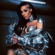 Michaela Jaé to Release Debut Album '33' in September; Drops New Song