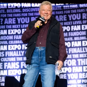 Hoechlin, Shatner, Lundgren, Daniels, Presley Among Celebrity Guests At FAN EXPO…