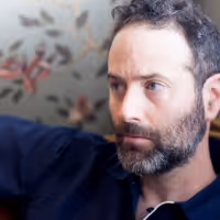 BWW Interview: Dan O'Brien Talks THE HOUSE IN SCARSDALE, Premiering Tonight as Part…
