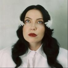 Bishop Briggs Releases New Single 'Baggage'