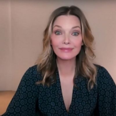 VIDEO: Michelle Pfeiffer Talks FRENCH EXIT on LATE NIGHT WITH SETH MEYERS