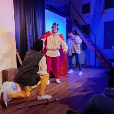Review: THE COMPLETE WORKS OF WILLIAM SHAKESPEARE (ABRIDGED) BY DAFNEY PRODUCTIONS