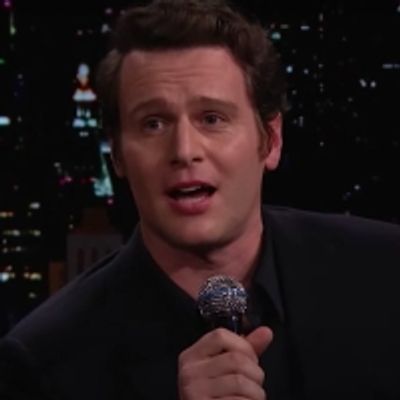 VIDEO: Jonathan Groff Gives Surprise SPRING AWAKENING Performance on THE TONIGHT SHOW