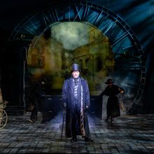 A CHRISTMAS CAROL Comes to the Phoenix Theatre Company