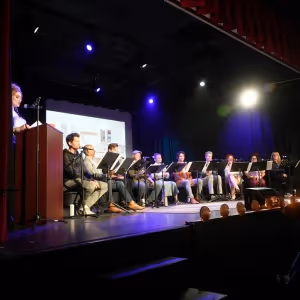 Jodie Sweetin, Marissa Jaret Winokur and More Raise $7K for HIV/AIDS Foundation at…