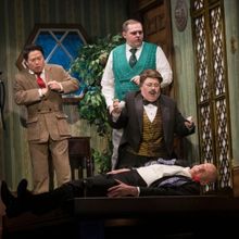 Review: THE PLAY THAT GOES WRONG at Indiana Repertory Theatre
