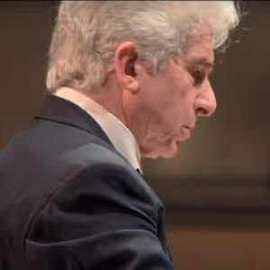 Video: From the Armchair to the Podium: Peter Oundjian