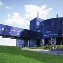 Guthrie Theater Cancels All Performances Through April 5