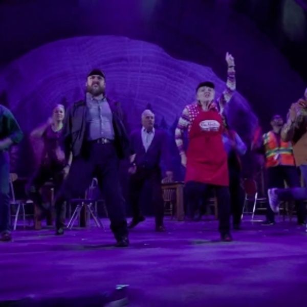 Video: COME FROM AWAY at Paramount Theatre First Look - Chicago Theater Video