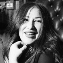 VIDEO: Tiffany Shares 'You're My Everything' Music Video