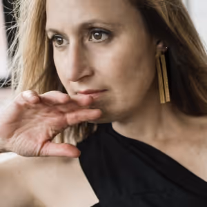 Crystal Finn, Heather Raffo, and Kurt Rhoads to Star in MUNICH MEDEA: HAPPY FAMILY…