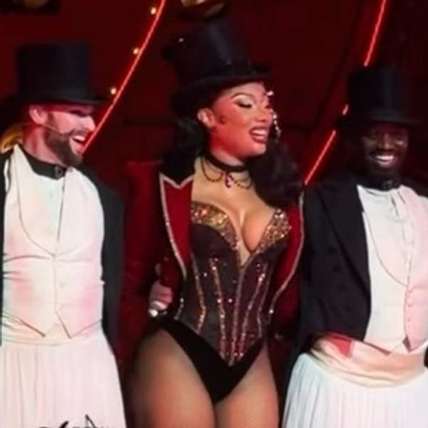 Video: Megan Thee Stallion Takes Her First Bow In MOULIN ROUGE! & Performs a Megamix  Photo