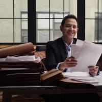 Video: Watch Santino Fontana Sing from THE VIOLET HOUR