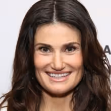 Idina Menzel Reveals the Advice She Gave to Cynthia Erivo For the WICKED Movie