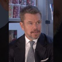 Matt Damon and Jimmy Fallon Share Freezer Secrets on THE TONIGHT SHOW STARRING JIMMY FALLON