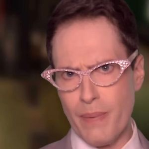 Video: Randy Rainbow 'Interviews' Trump on Strait of Hormuz
