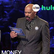 Steve Aoki and Sasha Aoki Tackle Fast Money on CELEBRITY FAMILY FEUD