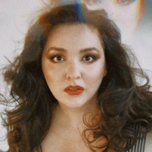 Casey McQuillen Releases Catchy Pop Hit 'The One' Ahead Of UK Tour Supporting…