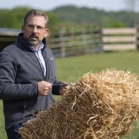 VIDEO: Watch the Trailer for Jon Stewart's IRRESISTIBLE Starring Steve Carell Video