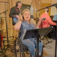 VIDEOS: Ali Stroker and Rebecca Naomi Jones of OKLAHOMA! Perform R&H GOES POP! Tracks Video