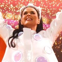 Katy Perry Joins PEPPA PIG Special As Ms. Leopard