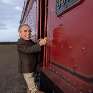 Warwick Davis to Return as Professor Flitwick in HARRY POTTER Series; Brid Brennan &…
