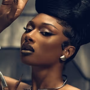 Megan Thee Stallion, Sabrina Carpenter & More to Perform in New York For NEW YEAR'S…