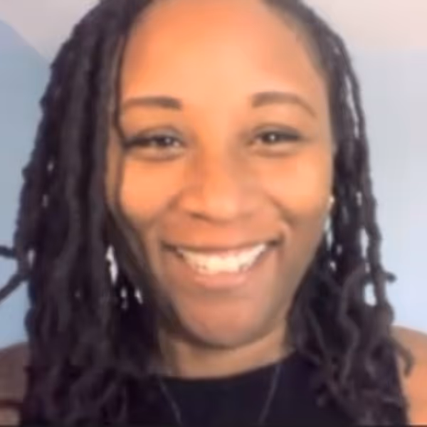 BWW Interview: Local theatre artist Roberta Emerson - Broadway Theater Video