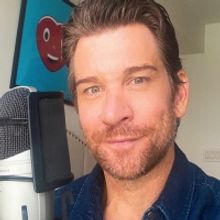 Andy Karl Talks Broadway, Baseball, and More on The BREAK A BAT! Podcast