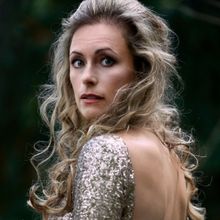 Camerata Pacifica Presents Sarah Maria Sun In Semi-Staged Performance Of Schoenberg'