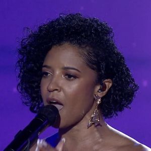 Video: Renée Elise Goldsberry Performs ‘Staring’ From New Album on TODAY