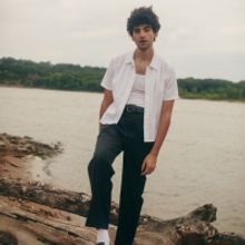 Adam Melchor Signs With Warner Records