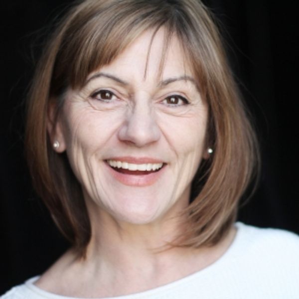 Janet Ulrich Brooks Leads Cast of Drury Lane Theatre's THE AUDIENCE Photo