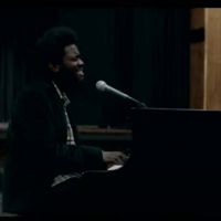 VIDEO: Michael Kiwanuka Performs 'Solid Ground' on THE LATE LATE SHOW