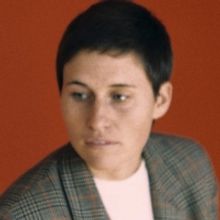 Mimi Gilbert's Shares Single from Vulnerable, Autumnal Folk Album